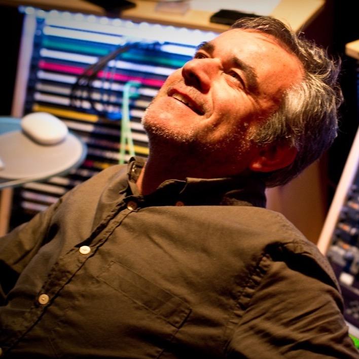 Owner & producer of POWER SOUND STUDIO. 
FOH, Recording and Mixing engineer of the Metropole Orchestra.