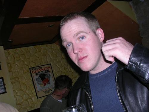 Kevinmun's profile picture. A person who doesn't tweet much