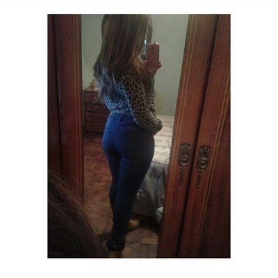 Un día alguien te va a abrazar tan fuerte, que todas tus partes rotas se juntarán de nuevo.