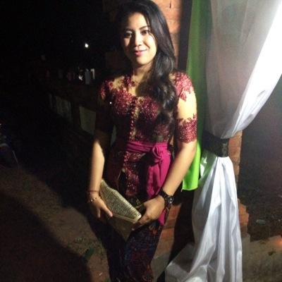 I'm a balinese girl, profession is a midwife, 22 years old. Love God, familly, boyfriend and bestfriends ❤️