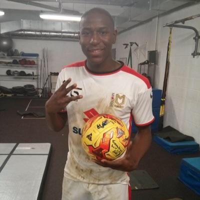 this is a fan account, not the official account! MK ARMY #arsenal 
scoring goals!