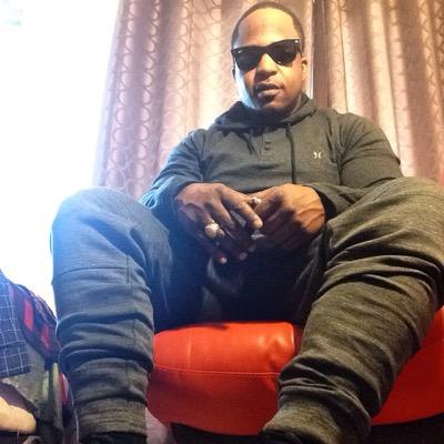 I am back and i am better then ever staten islands very own!!! NUMBA RUNNA ENT!!!! Its take off time !!!!