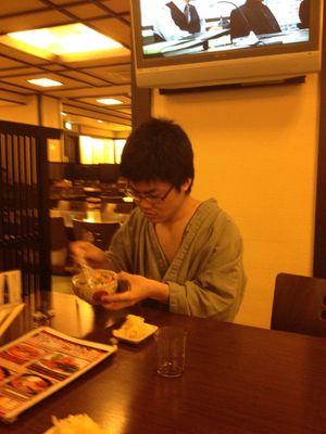 d00ed2ce28a2437's profile picture. はじめまして。　SMA所属　ハマトラというコンビのトラ久川です。よろしくお願いします！

You Tubeもゆるくやってますのでよろしければ