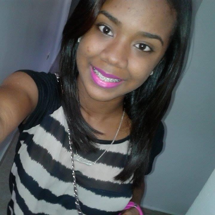 A BELIVER IN GOD , HE'S MY KING ♥

Instagram? alondra_reyes_29
