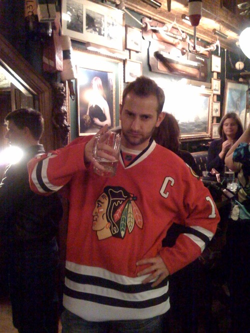 Chicagoist. Dartmouth man. Cubs/Bears/Hawks/NU/ND fan. Foodie. Believes in markets, incentives and the constitution.