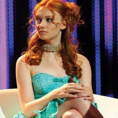 Foxface. I'm 17. Volunteered for the 74th Hunger Games. #Thgrp