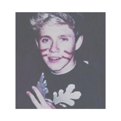 hi xx can you all follow @niallwonderlxnd please. x