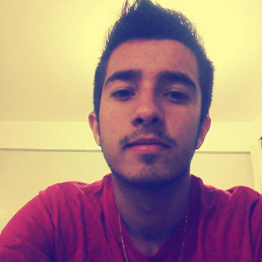 Atleticano, estudante de engenharia.