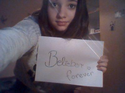 Belieber & Selenator . Justin bieber follow me please and follow mw plesase selena gomez :)