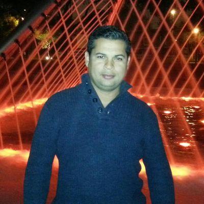 lhernan75899377's profile picture. 