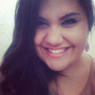 'Inspirar a mudança,encorajar o desafio,vestir a iniciativa de ser luz e a coragem de se opor à um sistema tão conformado.'