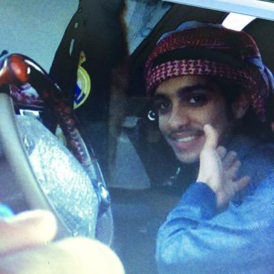اخي عبدالمجيد .. أن نسوك فلن انساك ابدآ وإن بخلوا في دعواتهم لك فلن ابخل اللهم نور عليه وآنسه في وحدته وأجعل قبره روضه من رياض الجنه