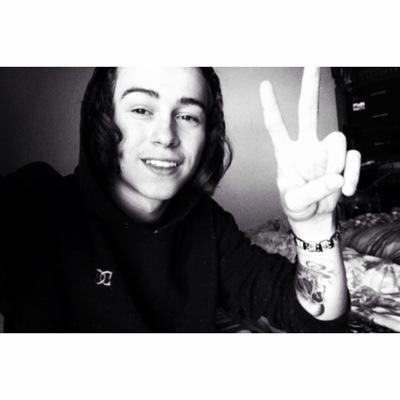 alexbennek904's profile picture. No one make it out in the end, #FreeLiz#FreeJMB #RIPLilSnupe #RIPSlimDunkin #RIPRuss#RIPRose#RIPJahvaun