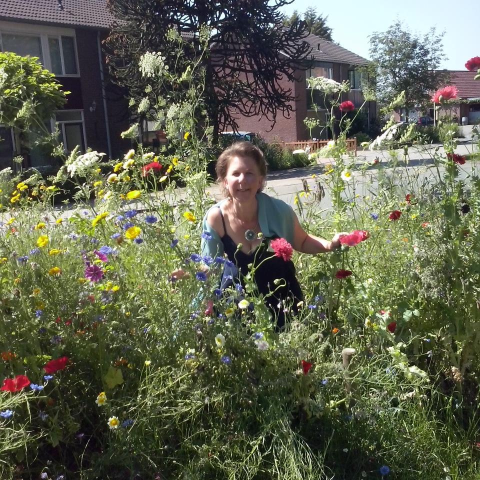 SuzanneVis1's profile picture. lekker eten*BBQ*zoon 6 jr*prijsvragen*langslaper*in-en-outdoor*dieren*Badpakdagen*Wellness*snoepen *Postcrossing