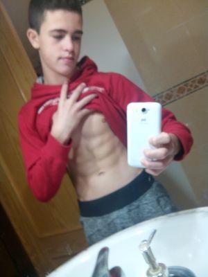 Dando gerra y jodiendo al que me jode 10♡