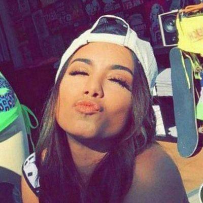 foda-se voçe e sua opinião de bosta ... Anitter hoje amanhã e smp , bj :* ♡
