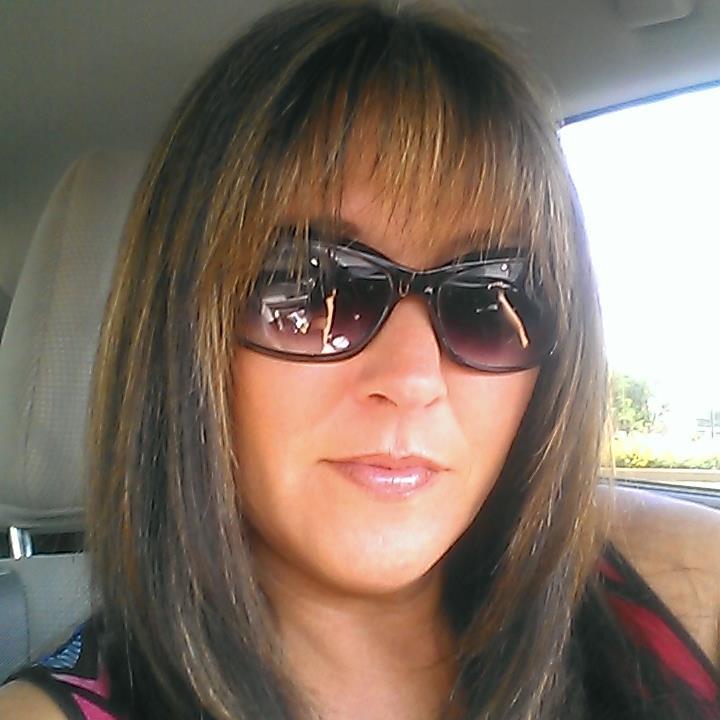 DedraK427's profile picture. 