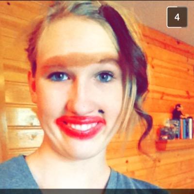 I'm Sheala South ya'll. I'm Funni and lyk lawng waks awn da beech. I'm a model and fresh af. most of the pics I post are my model shots. ❤️