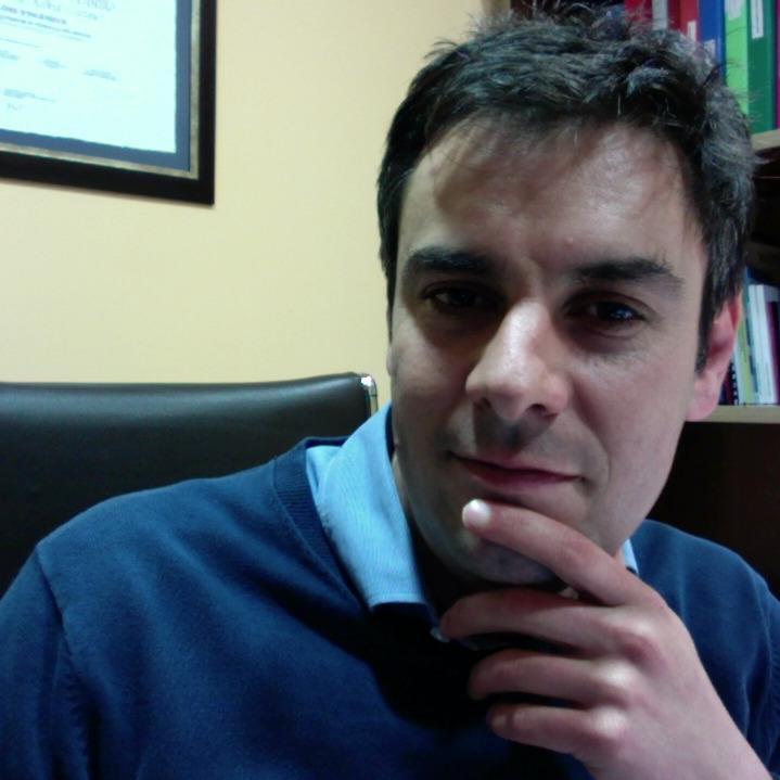 CesarAyllon_'s profile picture. 