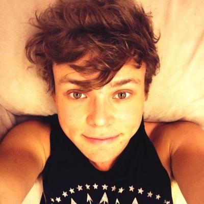 What's cuter: Kittens or Ashton Irwin