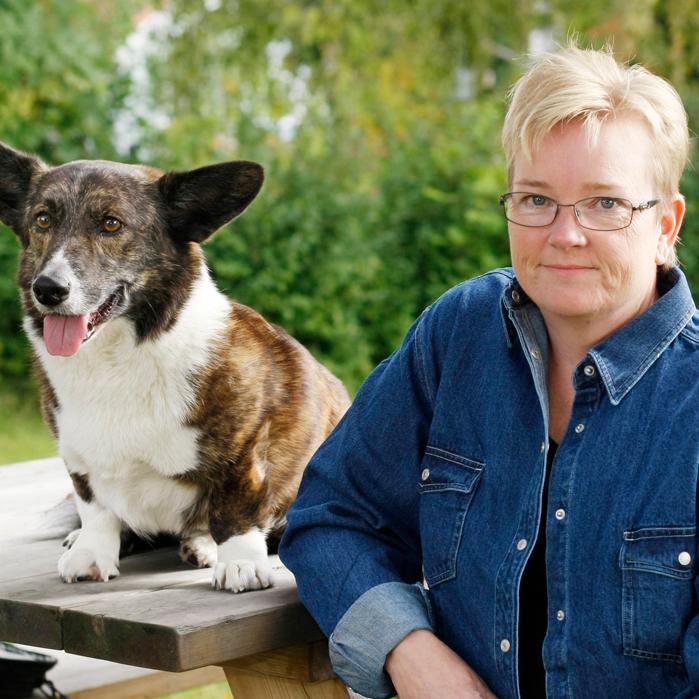 Älskar att nätverka för egen och andras skull. Bor på landet med häst, hund och får. All tid är min tid, bara en fråga om prioritering.