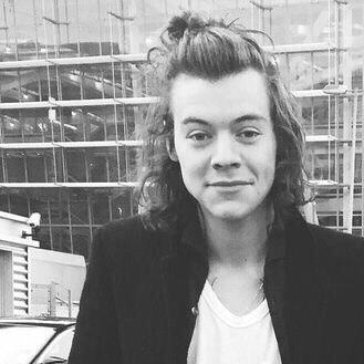 please follow @jawdropharry thaaank u. xx