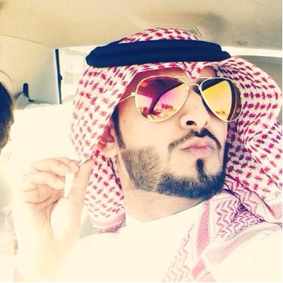 ‏لا إله إلا الله وحده لا شريك له له الملك وله الحمد يحيي ويميت وهو على كل شئ قدير..