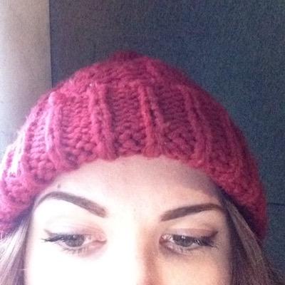 stepaaaaa's profile picture. твиттер принято вести с маленькой буквы, Но я веду с большой.