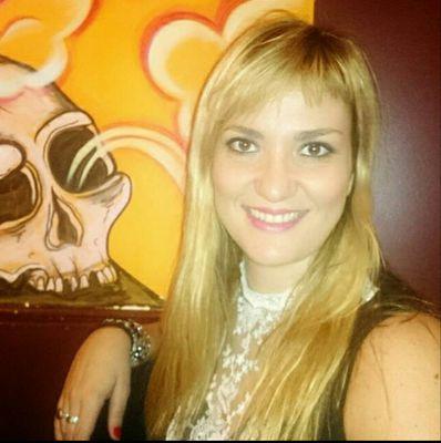 #Periodista por vocación. #SocialMediaStrategist Experta en #Comunicación #Protocolo #Marketing #SocialMedia #Fotografía #Video #Web #SEO y #TodoLoQueMeProponga