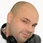 DJ