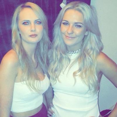 instagram
SOPHIEROBERTSON_