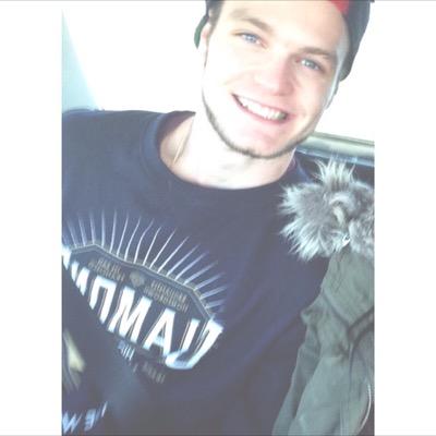 football_star88's profile picture. Tattoos and good vibes thats all you need in life