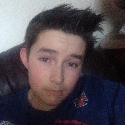 My name is Ethan and welcome to my Twitter! :D Follow me and I will follow back!