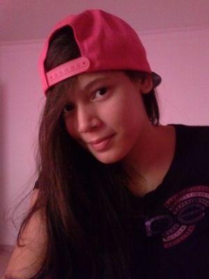 rosechanel23's profile picture. 