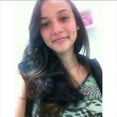 Abraça o que te faz sorrir...