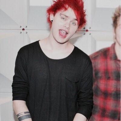 lol your not Michael Clifford