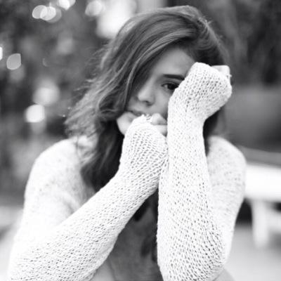 Aqui mal nenhum chega. A raiva seca. O olho gordo emagrece. E quem procura acha AMOR! @BruMarquezine