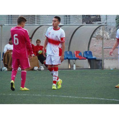 ⚽Football player⚽,caerse esta permitido pero levantarse es obligatorio , futbol como forma de vida desde 1996.Murciano