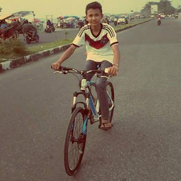 RikaAnggria({})