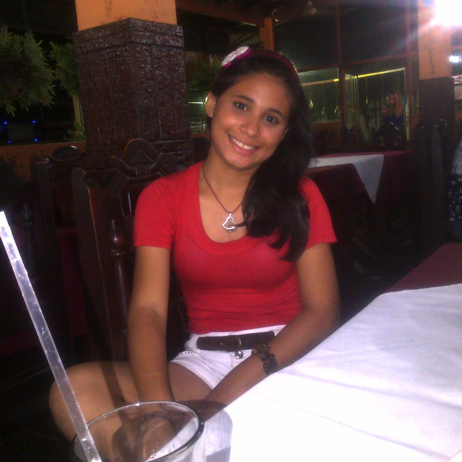 :* menos palabras y mas hechos :* 3 soy a si y borrarlo..
