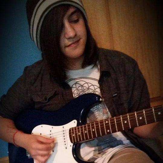 I'm a young solo artist that goes by the name Mr.RollingStone. My song at----https://t.co/Go4ajm3Eb7