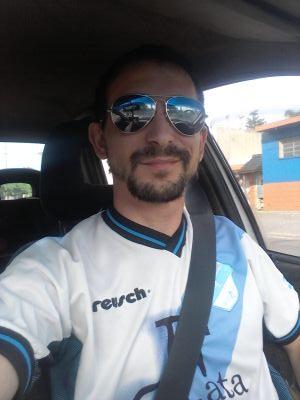 Productor De Radio Y Tv .Trabajo En Radio Fan 103.9 Mhz Quilmes. Casanovas TV TELEFE,Canal 13, Magazine Tv
, Canal 7 Cablevisión. Director Fm Imagine 98.1 Mhz.