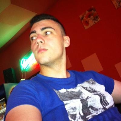 MakedonuAlex's profile picture. 