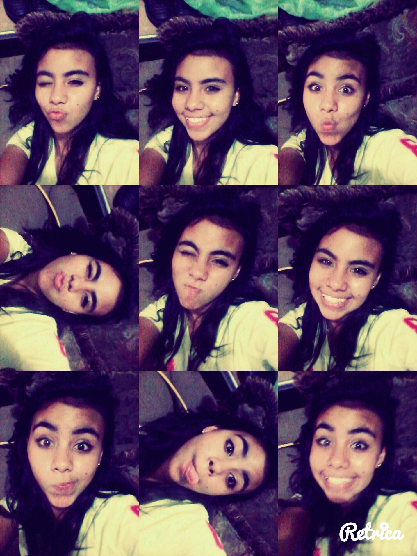 ''I love God'' y love the musik!! Dont care Wtf do people say.. I do things at my way..I Love My familyy And Bruno Mars!! Follow back *-* !