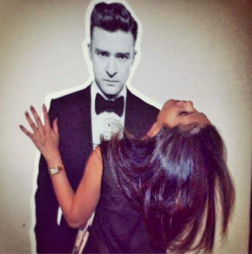 miazuc's profile picture. Her stories are boring and stuff.