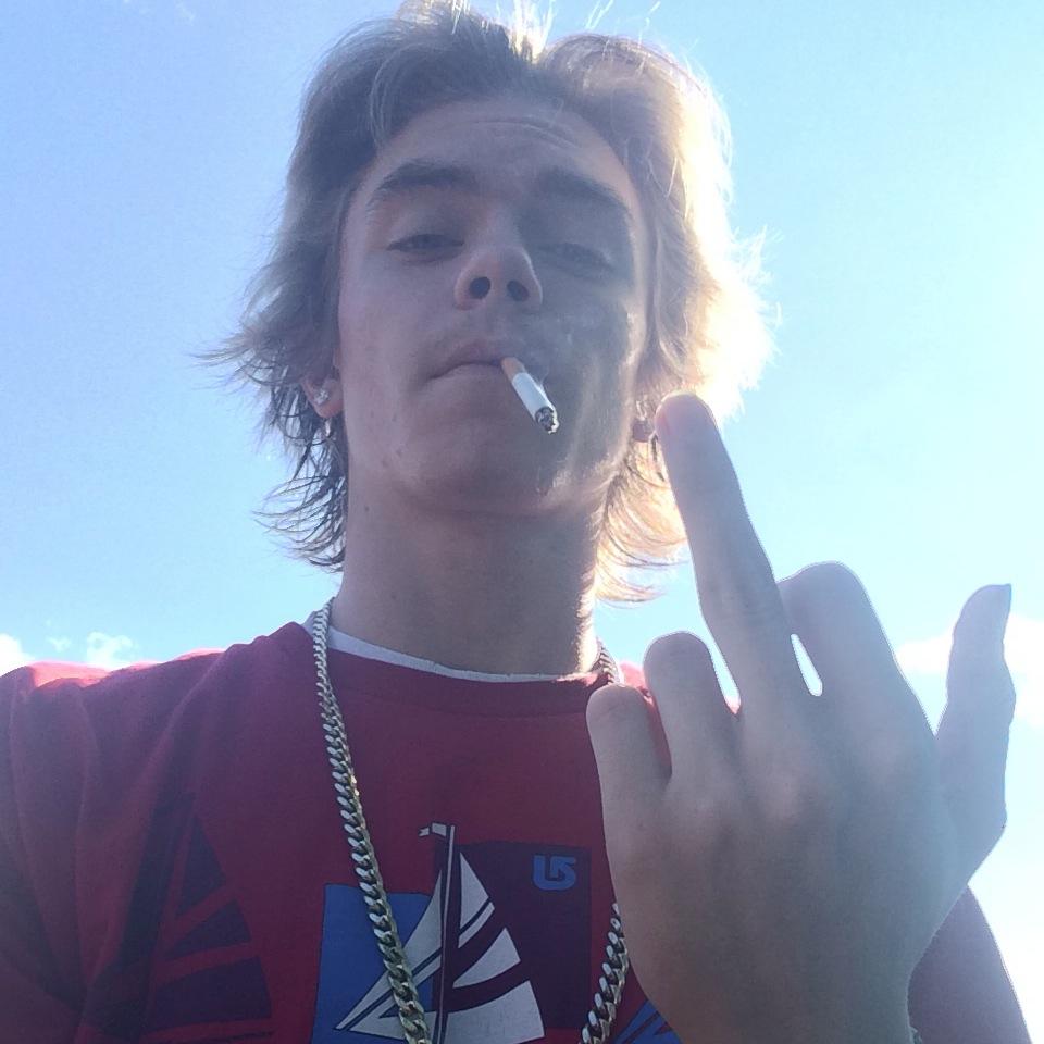 Wonathan300's profile picture. live to impress yourself