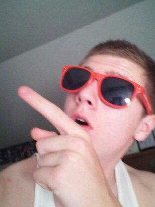 HeinAlec's profile picture. Every champion was once a contender who refused to give up.