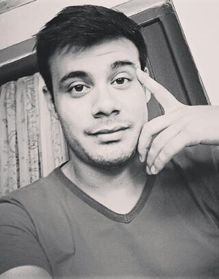 Soy una persona que sabe muy bien lo que quiere. Y siempre obtengo lo que me propongo! Pero siempre con una sonrisa...