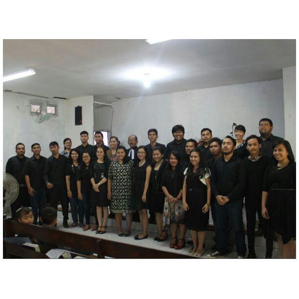 Official twitter of Pengurus Naposo Deboskab Distrik XXVIII periode 2014-2016                                Salam Satu Kompak Melayani