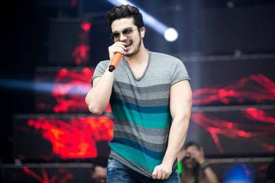 FC 24 horas com LS no Coração @luansantana _/_/_  Início:30/10/2012 @DayNazzi 03/01 @marciocardoso80 13/01 @AJ__26 13/02 @JorgeSantanaMS 16/09